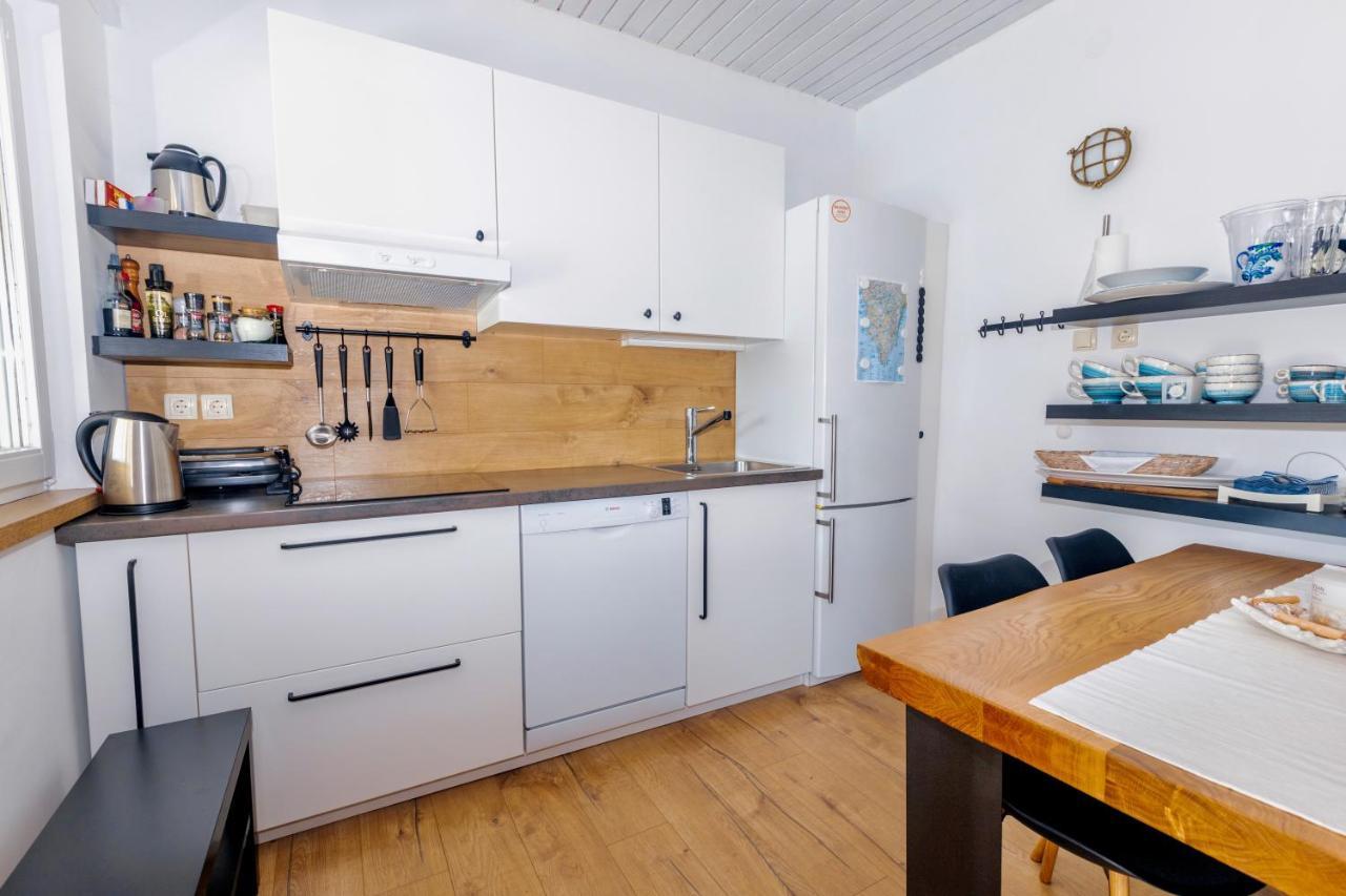 Residence Pecek Novigrad  Bagian luar foto